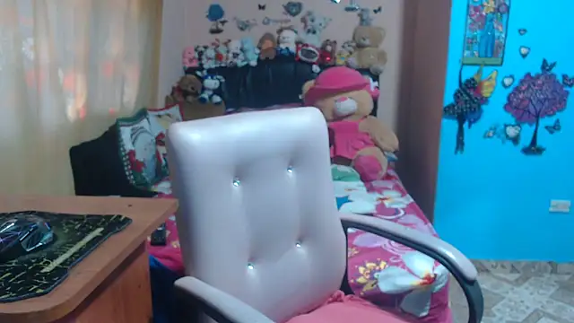 milfeddy  online show from 11/23/25, 09:03