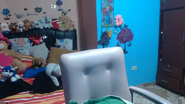 Snapshot of milfeddy_ chatting on 03/11/25, 01:56 milfeddy online show from 03/11/25, 01:56