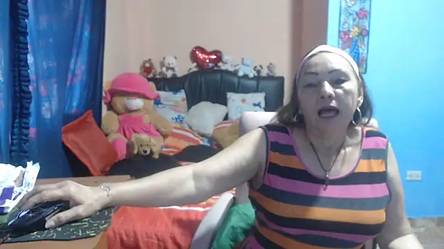 Snapshot of milfeddy_ chatting on 03/02/25, 05:30 milfeddy online show from 03/02/25, 05:30