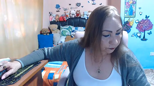 Snapshot of milfeddy_ chatting on 06/23/26, 09:24 milfeddy online show from 06/23/26, 09:24