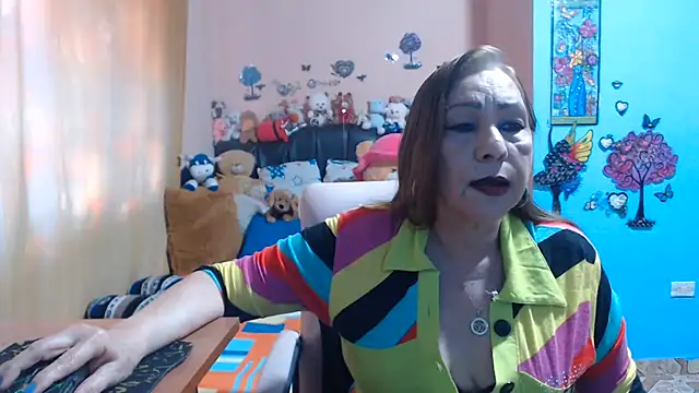Snapshot of milfeddy_ chatting on 07/04/26, 07:18 milfeddy online show from 07/04/26, 07:18