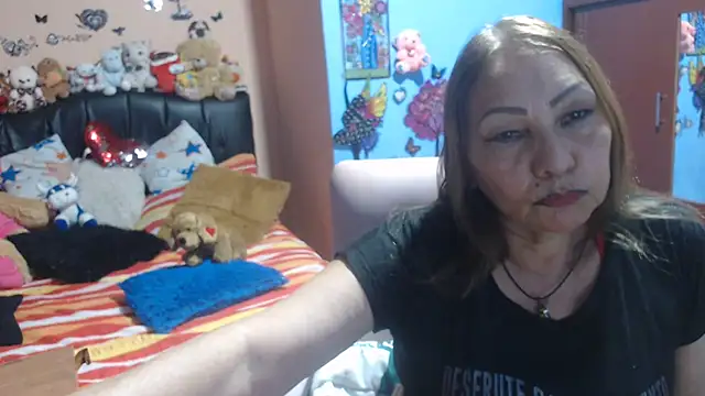 Snapshot of milfeddy_ chatting on 03/10/25, 09:18 milfeddy online show from 03/10/25, 09:18