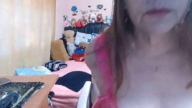 Snapshot of milfeddy_ chatting on 06/12/26, 11:52 milfeddy online show from 06/12/26, 11:52