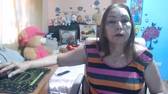 milfeddy  online show from 12/19/25, 12:40