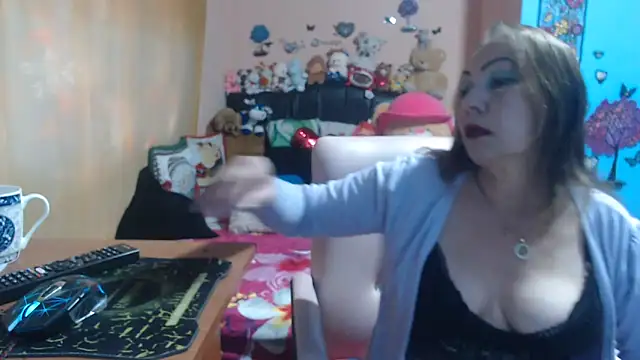 milfeddy  online show from 11/27/25, 08:20