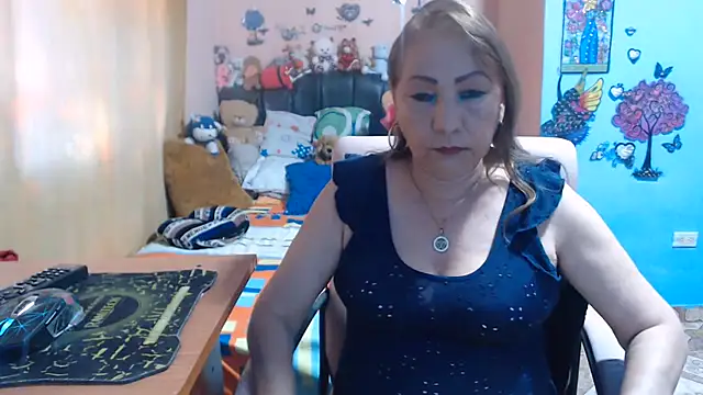 Snapshot of milfeddy_ chatting on 06/26/26, 08:25 milfeddy online show from 06/26/26, 08:25