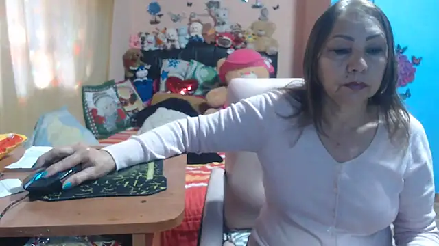 milfeddy  online show from 11/05/25, 12:19