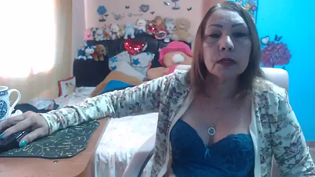 Snapshot of milfeddy_ chatting on 09/26/25, 01:18 milfeddy online show from 09/26/25, 01:18