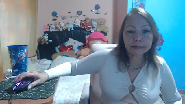 Snapshot of milfeddy_ chatting on 09/10/25, 09:25 milfeddy online show from 09/10/25, 09:25