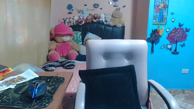 milfeddy  online show from 04/04/26, 11:50