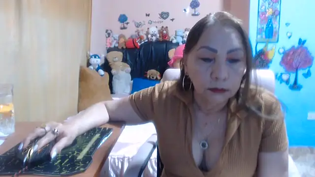 Snapshot of milfeddy_ chatting on 07/19/26, 10:39 milfeddy online show from 07/19/26, 10:39