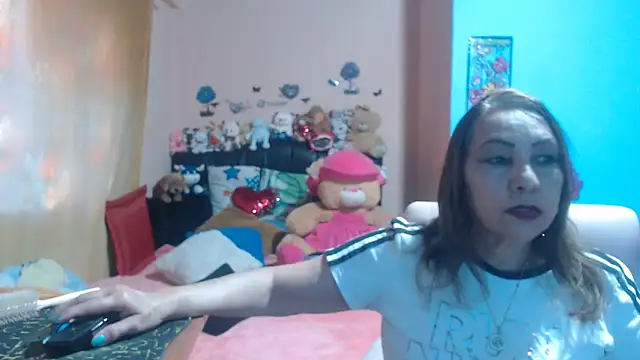 Snapshot of milfeddy_ chatting on 10/01/25, 08:46 milfeddy online show from 10/01/25, 08:46