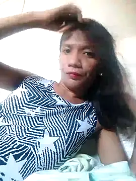 Snapshot of SofiaLibreTs chatting on 12/17/25, 07:46 SofiaLibreTs online show from 12/17/25, 07:46