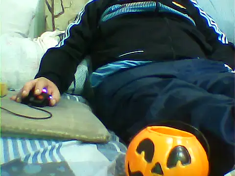 messi syssy online show from 10/30/25, 09:29