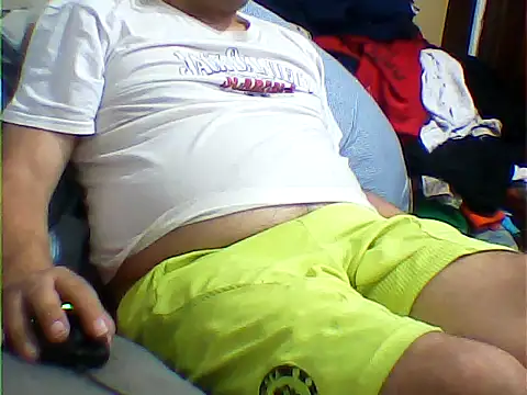 Snapshot of messi_syssy chatting on 09/19/25, 02:32 messi syssy online show from 09/19/25, 02:32