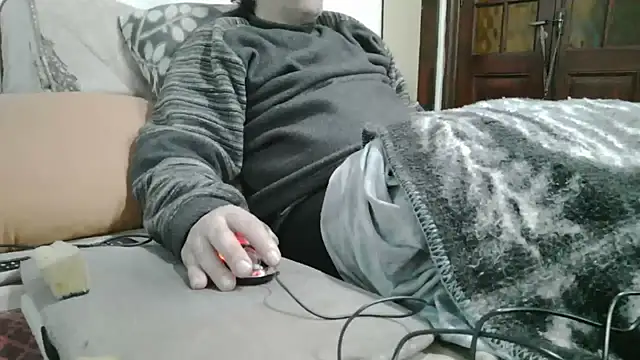 messi syssy online show from 05/18/26, 11:09