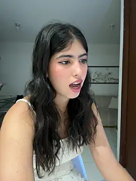 Gaby zahir  online show from 03/18/25, 09:45