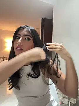 Gaby zahir  online show from 02/23/25, 12:19