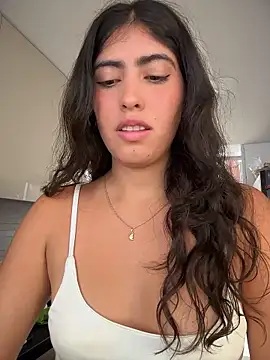 Gaby zahir  online show from 01/13/26, 02:21