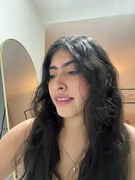 Gaby zahir  online show from 02/06/25, 01:10