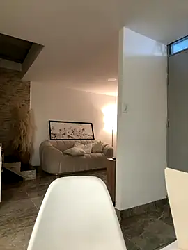 Gaby zahir  online show from 09/09/25, 10:14