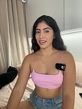 Gaby zahir  online show from 11/02/25, 06:24