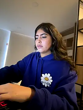 Gaby zahir  online show from 10/22/25, 12:37