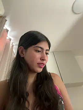 Gaby zahir  online show from 10/15/25, 11:51