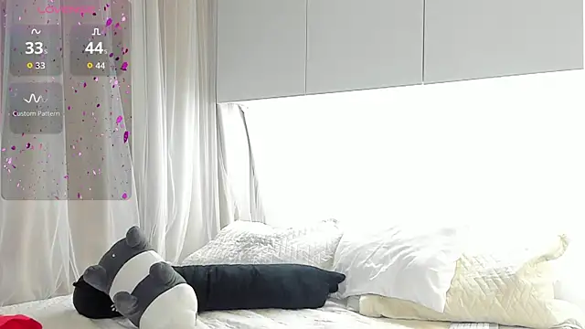 Snapshot of Gaby_zahir_ chatting on 05/04/26, 03:10 Gaby zahir online show from 05/04/26, 03:10