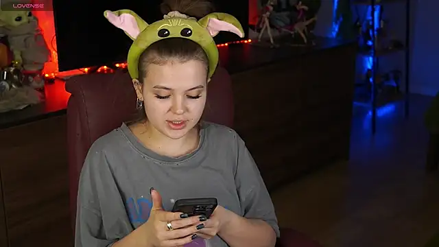 AfinaAmmor online show from 04/16/26, 06:08