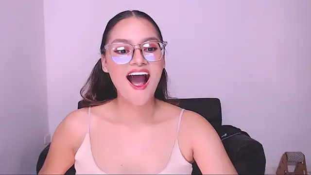 Snapshot of 1eve_rox chatting on 12/04/24, 04:48 1eve rox online show from 12/04/24, 04:48