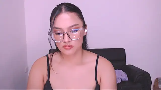 Snapshot of 1eve_rox chatting on 01/25/25, 03:09 1eve rox online show from 01/25/25, 03:09