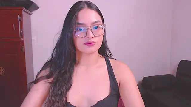 Snapshot of 1eve_rox chatting on 10/17/25, 10:29 1eve rox online show from 10/17/25, 10:29