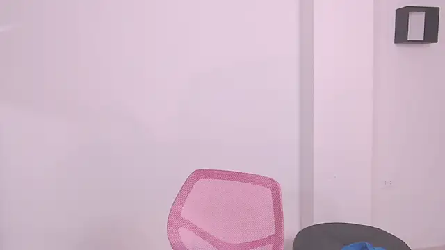 Snapshot of 1eve_rox chatting on 02/23/26, 10:21 1eve rox online show from 02/23/26, 10:21