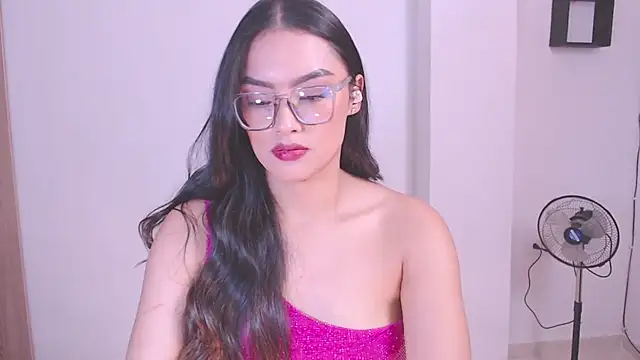 Snapshot of 1eve_rox chatting on 11/21/25, 02:10 1eve rox online show from 11/21/25, 02:10