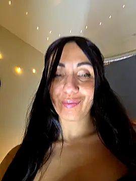 LeticiaWoods online show from 03/18/26, 09:59