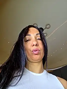 LeticiaWoods online show from 02/13/26, 08:25