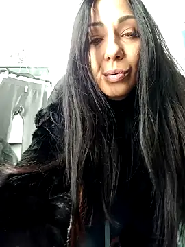 Snapshot of LeticiaWoods chatting on 02/05/25, 12:38 LeticiaWoods online show from 02/05/25, 12:38