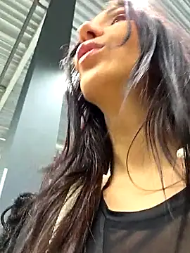 LeticiaWoods online show from 12/14/25, 02:33