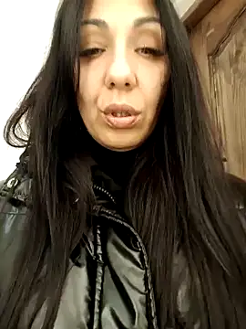 Snapshot of LeticiaWoods chatting on 01/06/25, 08:18 LeticiaWoods online show from 01/06/25, 08:18