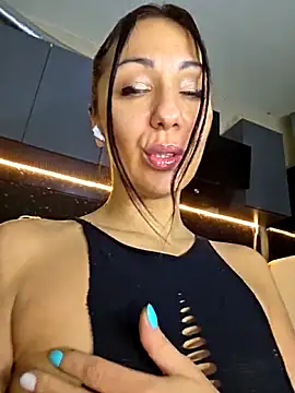 LeticiaWoods online show from 12/02/25, 09:11