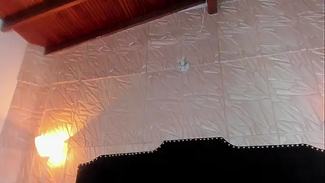 Snapshot of JennyRouse01 chatting on 11/16/25, 11:15 JennyRouse01 online show from 11/16/25, 11:15