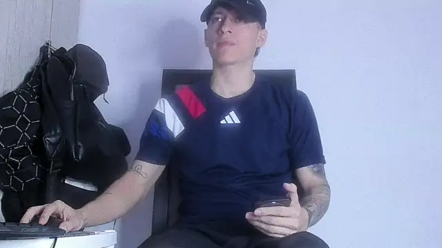 Snapshot of enzo_bvlgari chatting on 01/10/26, 01:45 enzo bvlgari online show from 01/10/26, 01:45