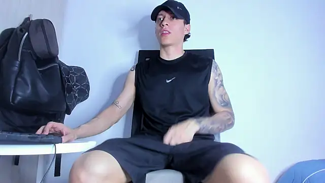 enzo bvlgari online show from 03/14/26, 11:33