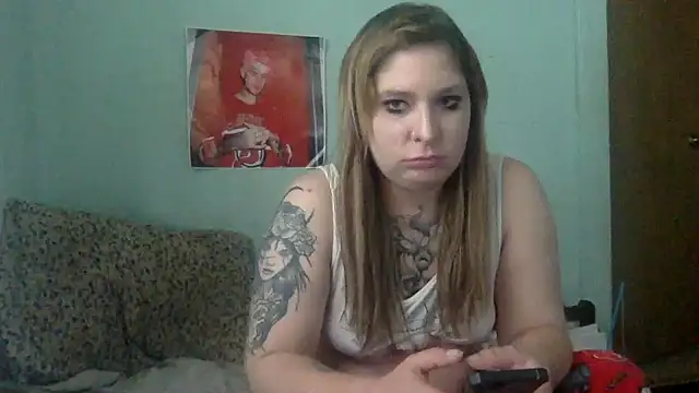 alexabunni online show from 10/19/25, 03:37