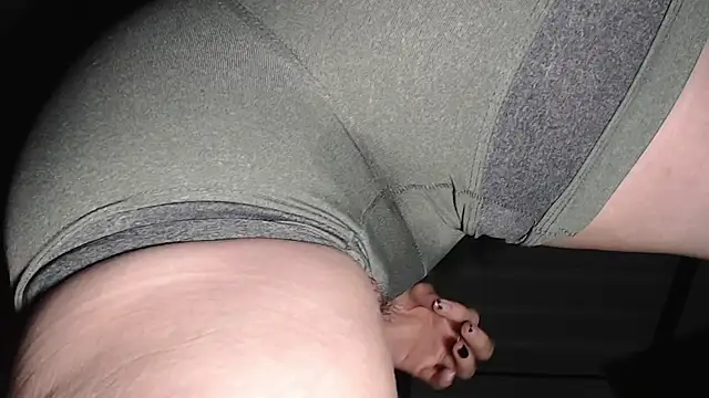 candylove05 online show from 10/09/25, 02:45