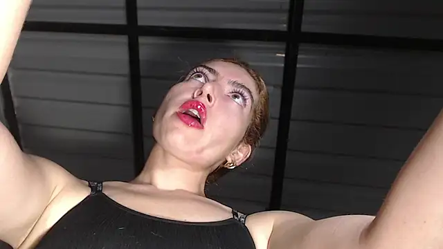 candylove05 online show from 03/03/26, 04:36