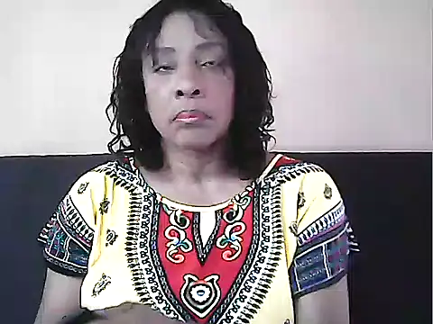 Snapshot of RoosePaarker chatting on 12/02/24, 06:49 RoosePaarker online show from 12/02/24, 06:49