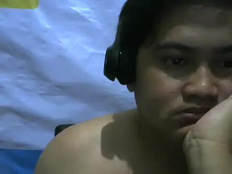 Yummy Tommy21 online show from 09/29/25, 07:08