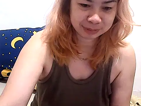 Snapshot of Totally_Naked69 chatting on 12/03/24, 10:45 Totally Naked69 online show from 12/03/24, 10:45
